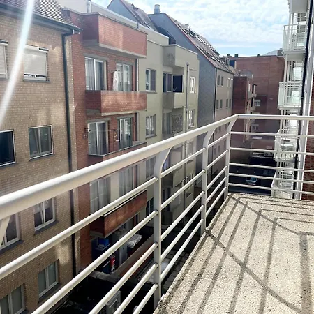 In With Sea View, Cleaning Included *
